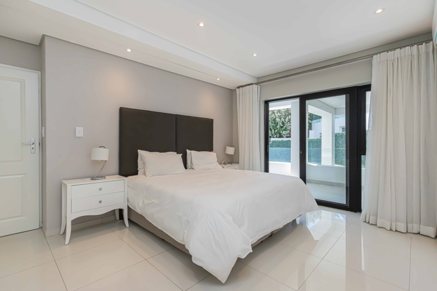 To Let 3 Bedroom Property for Rent in Camps Bay Western Cape